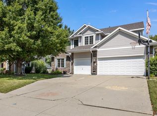 5123 SE 32nd St, Des Moines, IA 50320