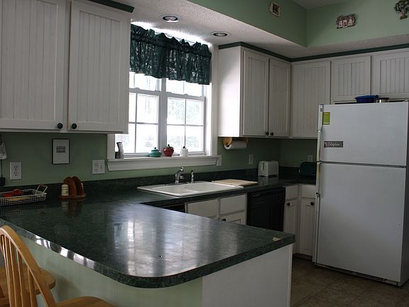 Open country kitchen