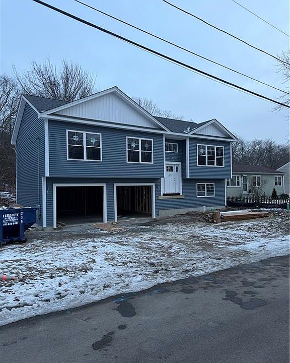 1st image of 52 Jambray Ave