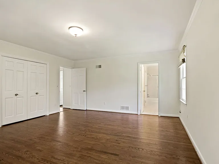 11009 Cripplegate Rd — Photo 23