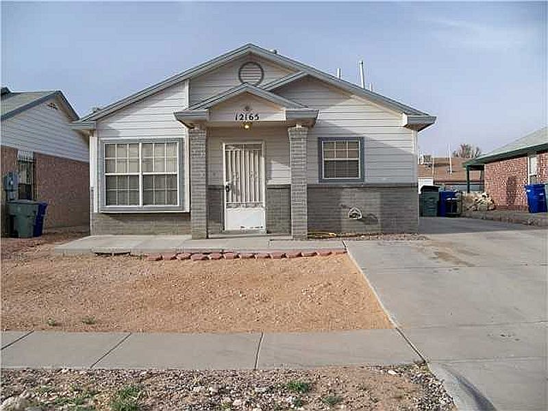 1st image of 12165 Royal Woods Dr