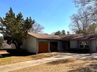204 Aspen Cir, Dothan, AL 36303