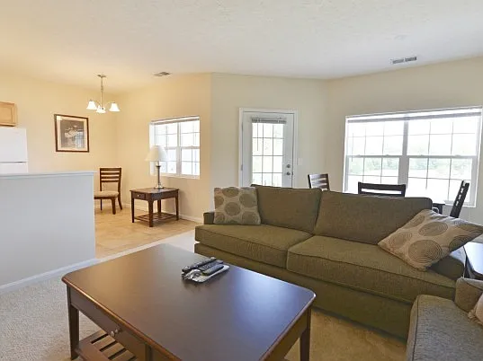 Aquamarine Apartments — Photo 131