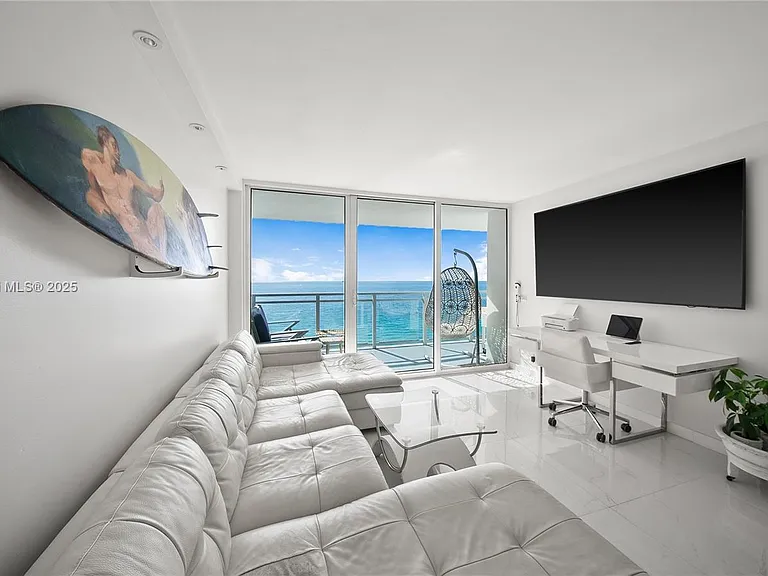 2030 S Ocean Dr #1716 — Photo 4