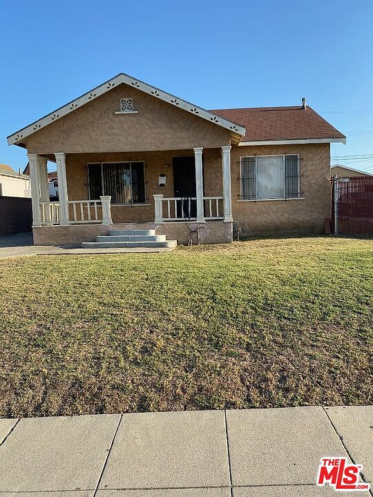 1st image of 1538 W 81st St