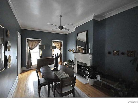 5th image of 36 Arlington Pl