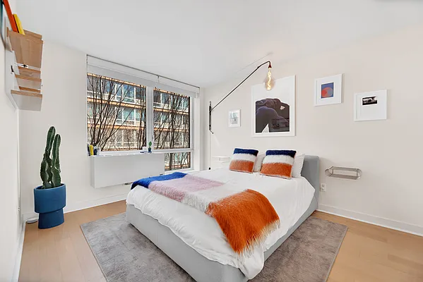 Rented by Corcoran | media 12