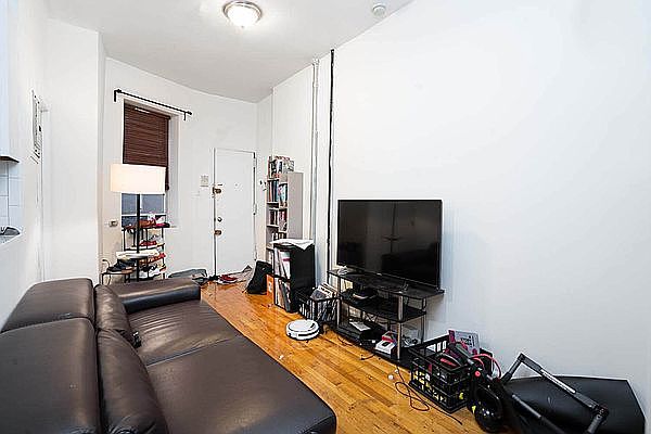 1st image of 519 E 11th St #3R