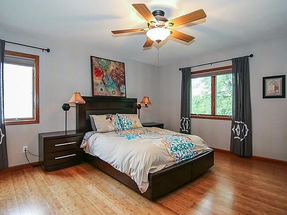 5th image of 2593 Chesapeake Dr