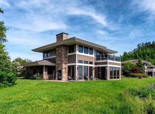 1814 Silver Cliff Rd UNIT 7, Two Harbors, MN 55616