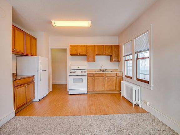 2nd image of 2213 Johnson St NE APT 3