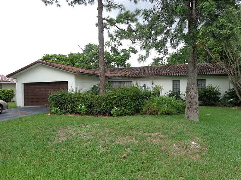 1st image of 11181 NW 39th Ct