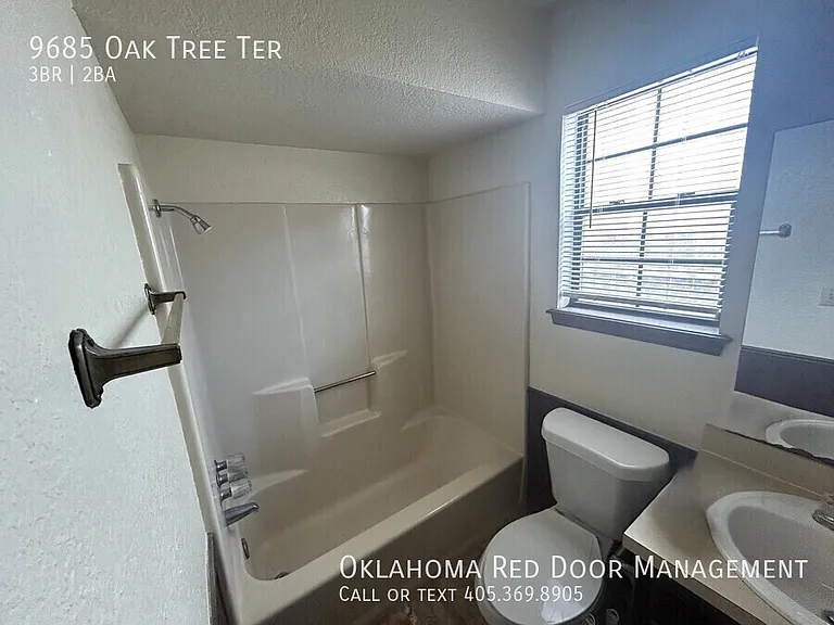 9685 Oak Tree Ter — Photo 7