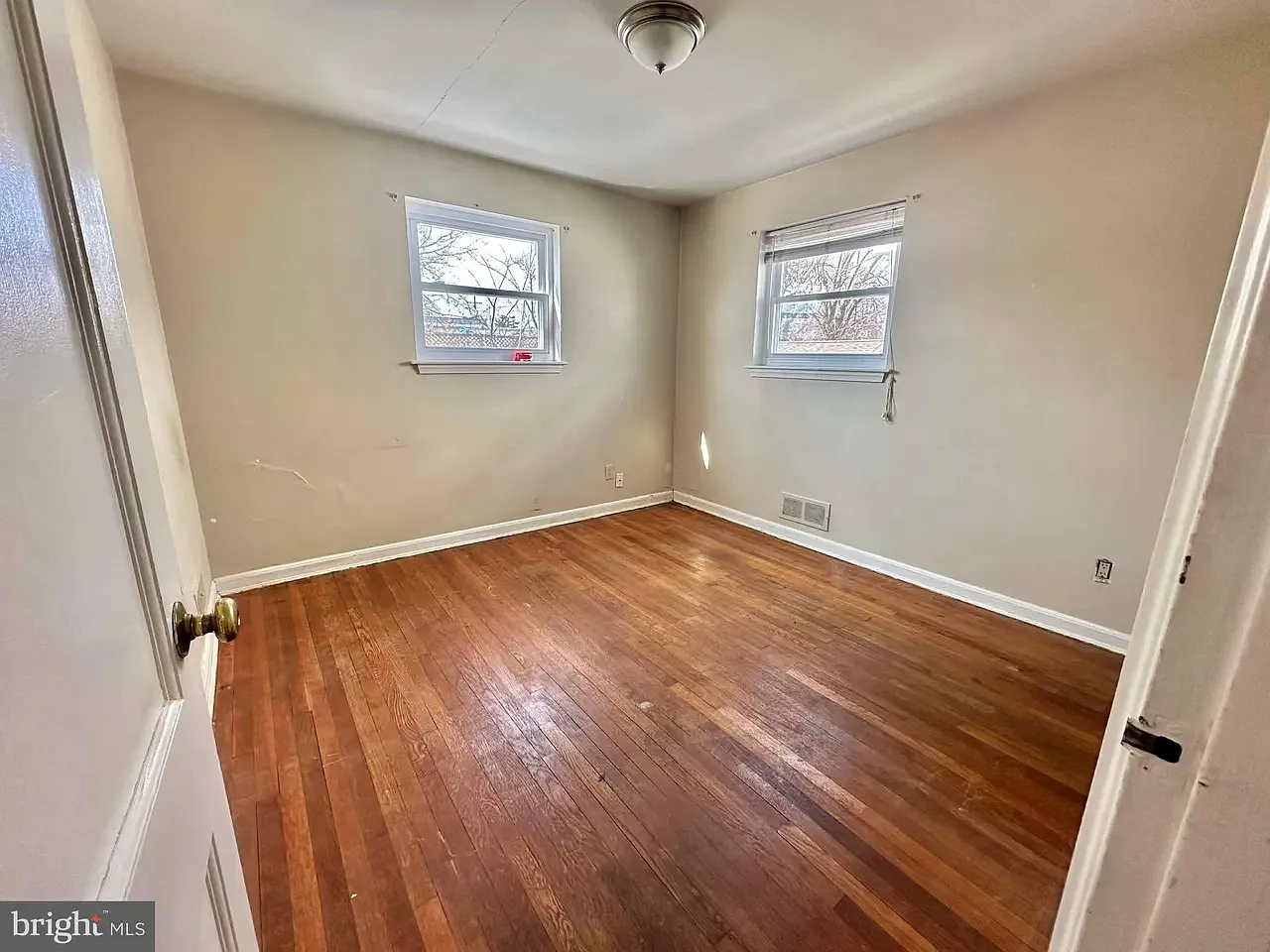 5 bed, 1008 sqft, $4,500 — Photo 3