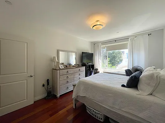 Rented by Corcoran | media 10