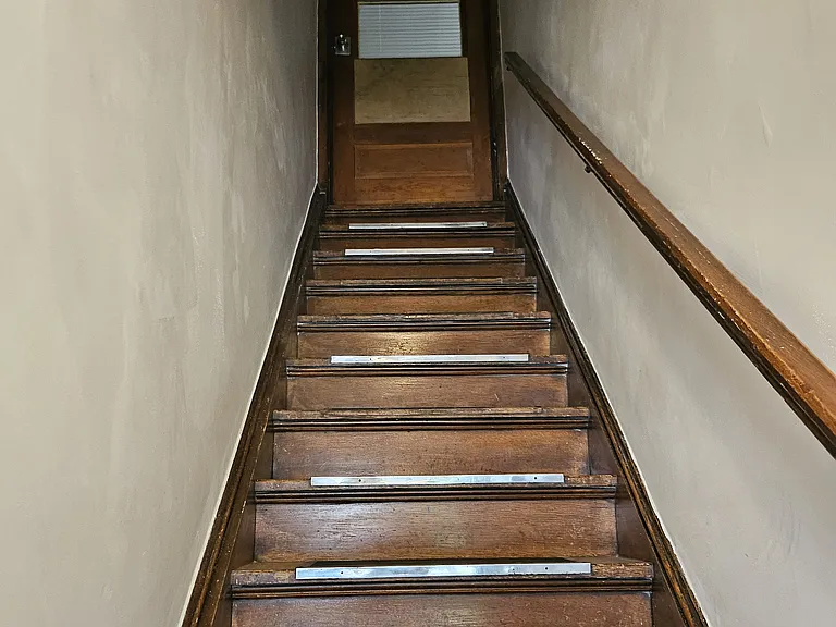 633 W Spruce St — Photo 1