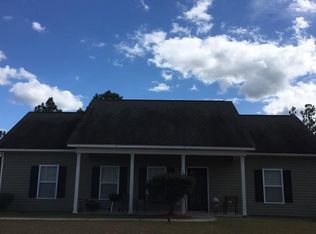139 Charm Hill Rd, Lugoff, SC 29078