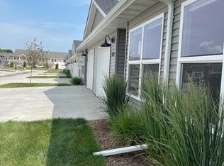 One and two bedroom ranch style units with open floor plans and private laundry!, Clinton, IA 52732