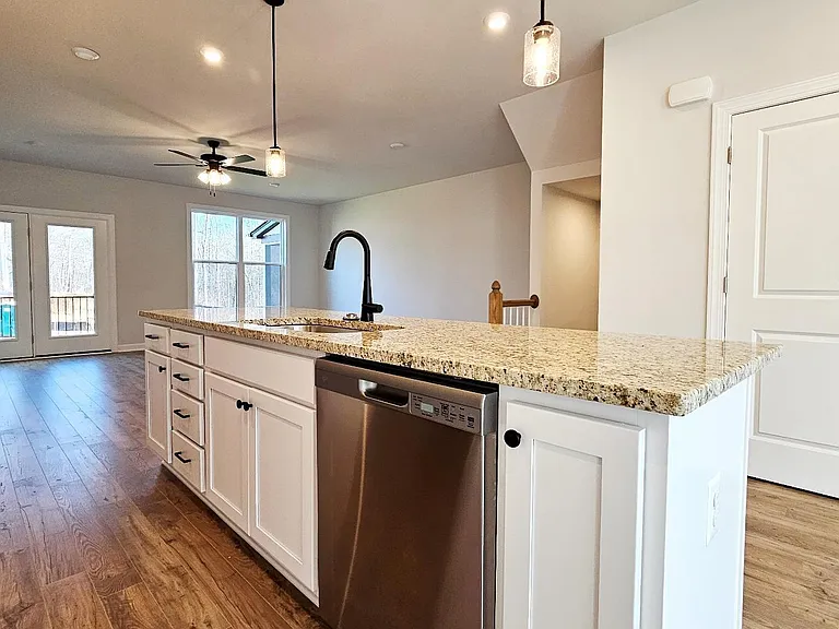 3223 Horizon Rd — Photo 6