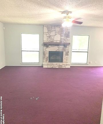 2nd image of 822 Thornedike Dr