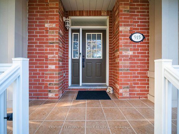 4th image of 915 Gaslight Way