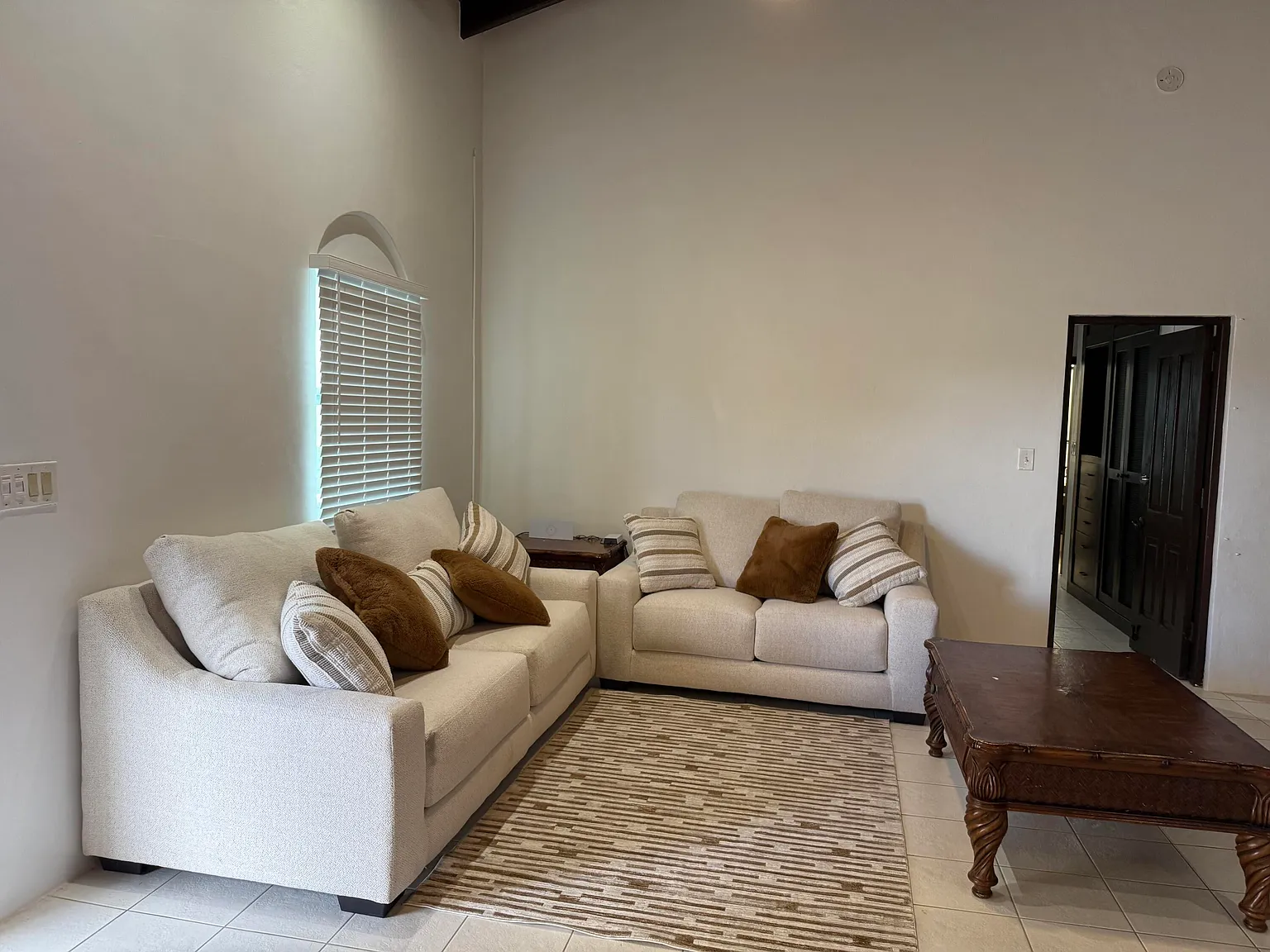 3 bed, 1500 sqft, $4,500 — Photo 4