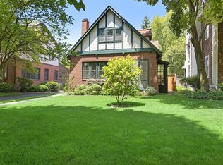 387 Sunset Rd, Winnetka, IL 60093