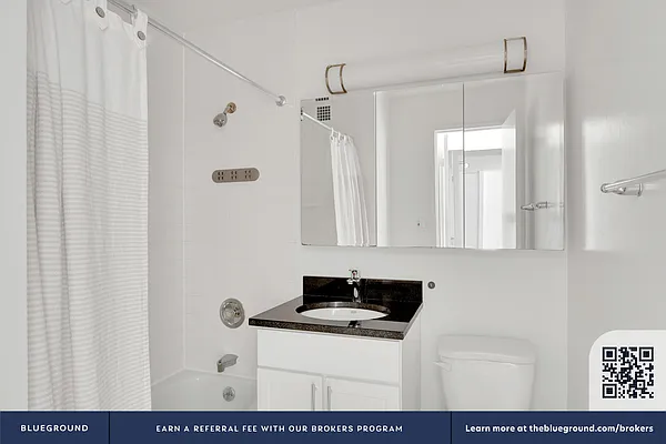 Rented by The Blueground | media 14