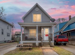1122 Pearl St, Port Huron, MI