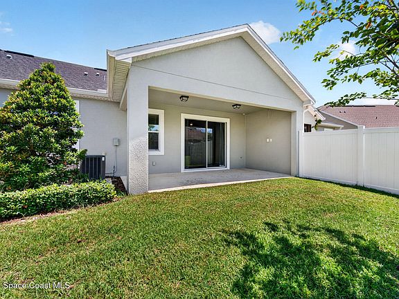 3rd image of 8523 Loren Cove Dr