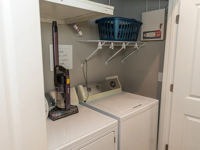 107B White St #1 — Photo 8