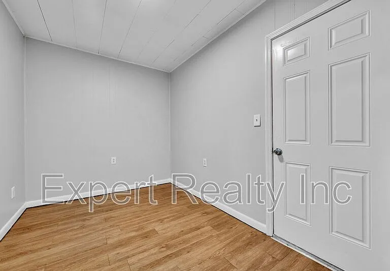 616 Rutledge Dr — Photo 14