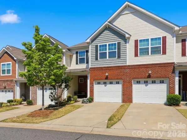 7431 Calhoun Falls Dr, Rock Hill, SC 29732