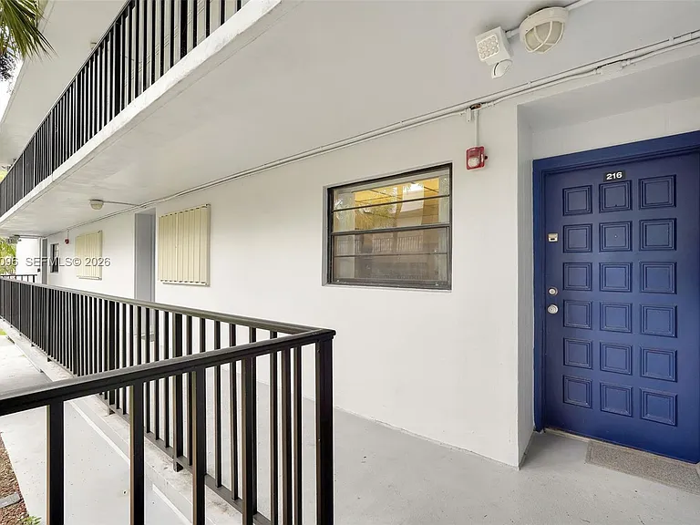 10825 SW 112th Ave #216 — Photo 5