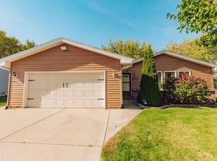 4750 Conlaine Dr, Racine, WI 53402