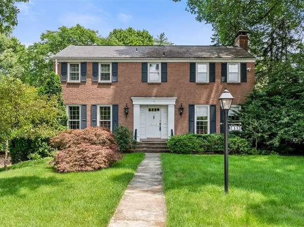 851 Canterbury Ln, Pittsburgh, PA 15232