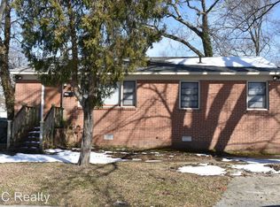 115 E County St, Hampton, VA 23663