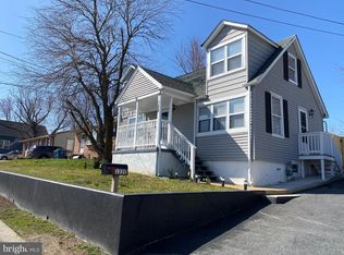 122 E Hazeldell Ave, New Castle, DE 19720
