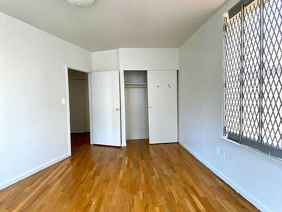 4th image of 540 E 22nd St APT 4B
