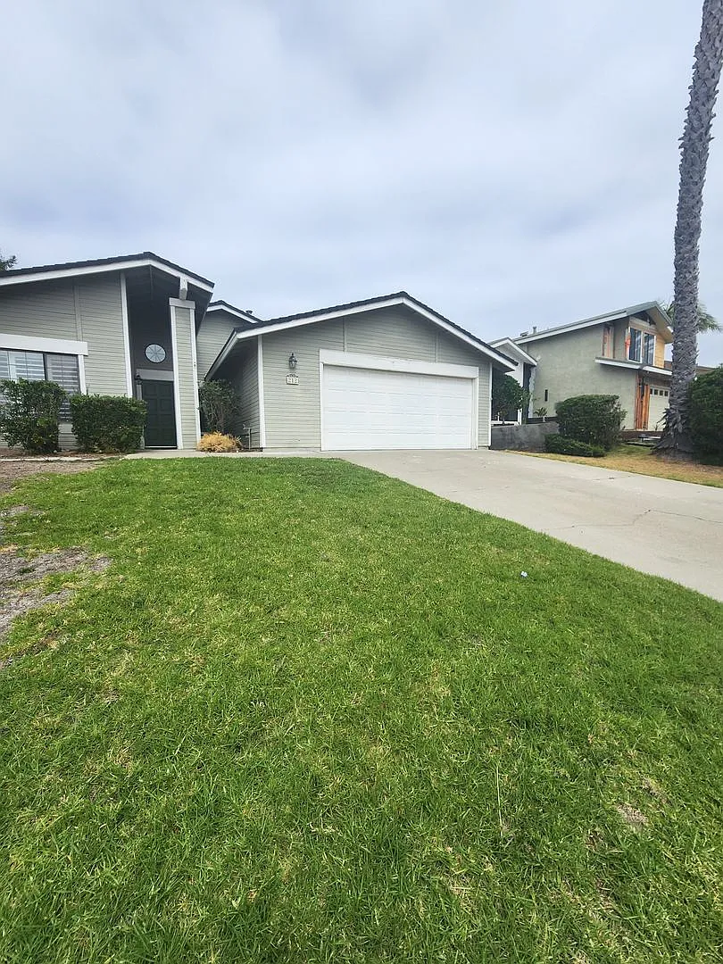 Single Level Home in Pismo Beach — Photo 1