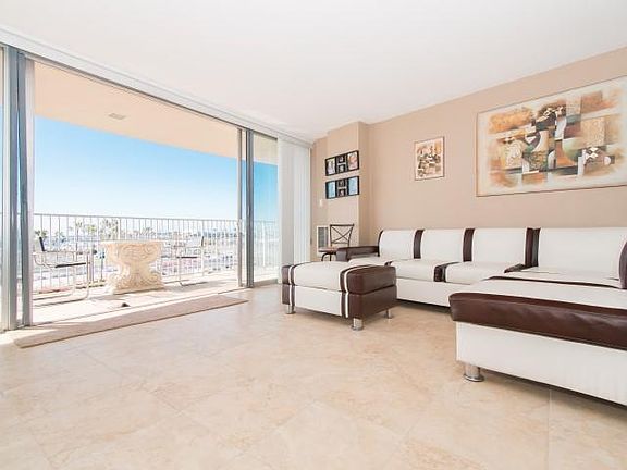 2nd image of 700 E Ocean Blvd Unit 706