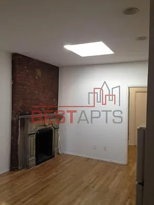 Rented by Best Apartments North Inc | media 49