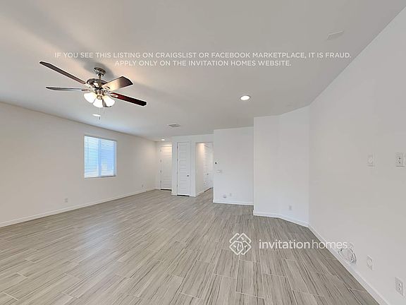 3rd image of 16409 W Questa Dr