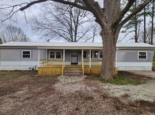 206 Holland St, Gleason, TN 38229