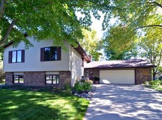 8839 Upper 89th Street Cir S, Cottage Grove, MN 55016