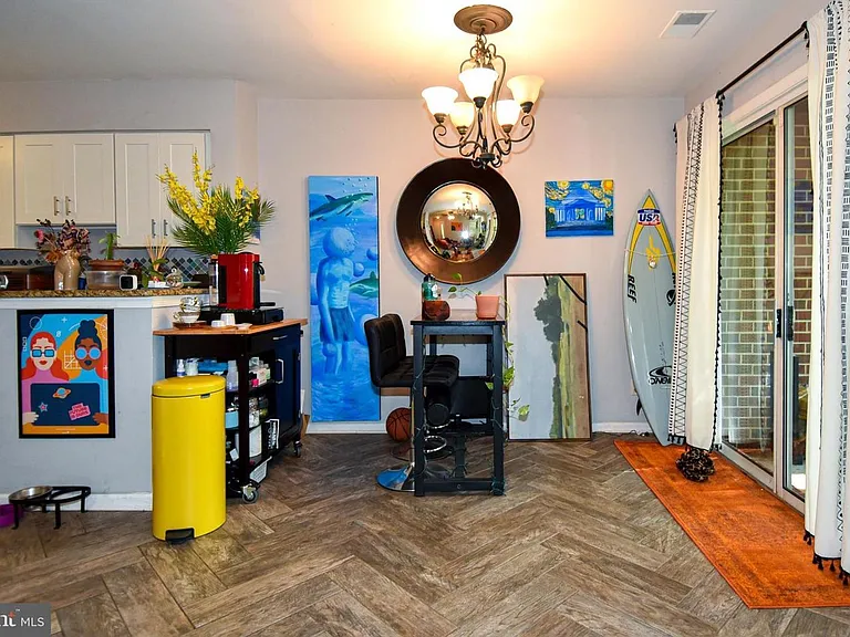 11100 Beaver Trail Ct — Photo 9