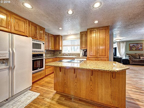 5th image of 18710 Madrona Dr