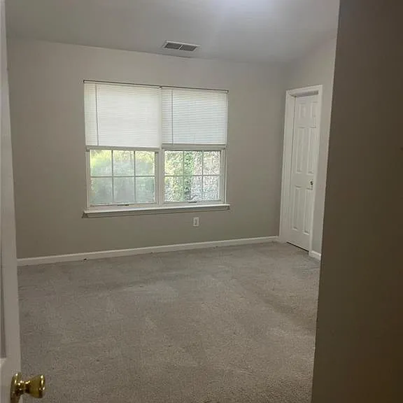 1736 Devon Dr SW — Photo 22