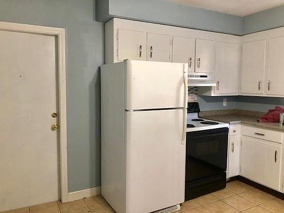 5th image of 490 South St #1