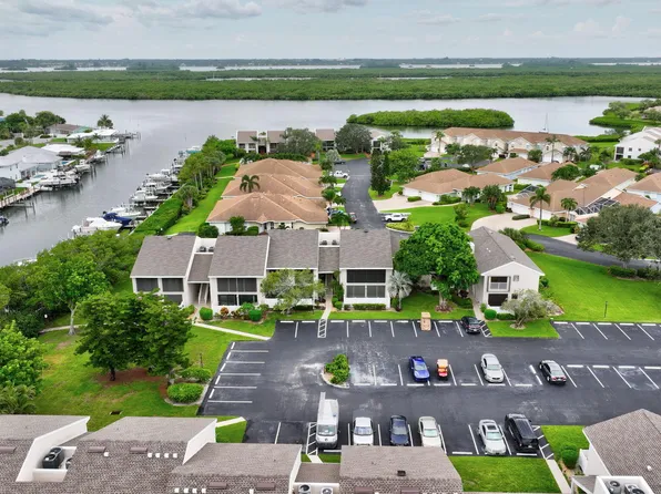 3215 S Lakeview Circle #12-103, Hutchinson Island, FL 34949